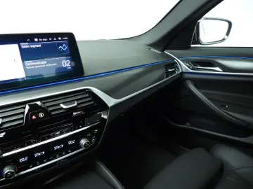 BMW 530 5 Serie Sedan 530e   M-Sportpakket   LED   n