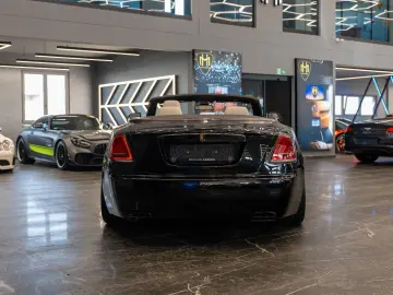 ROLLS ROYCE Dawn Black Badge
