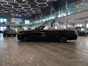 ROLLS ROYCE Dawn Black Badge