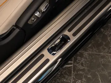 ROLLS ROYCE Dawn Black Badge