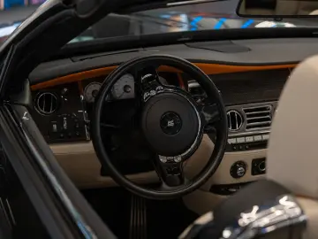 ROLLS ROYCE Dawn Black Badge