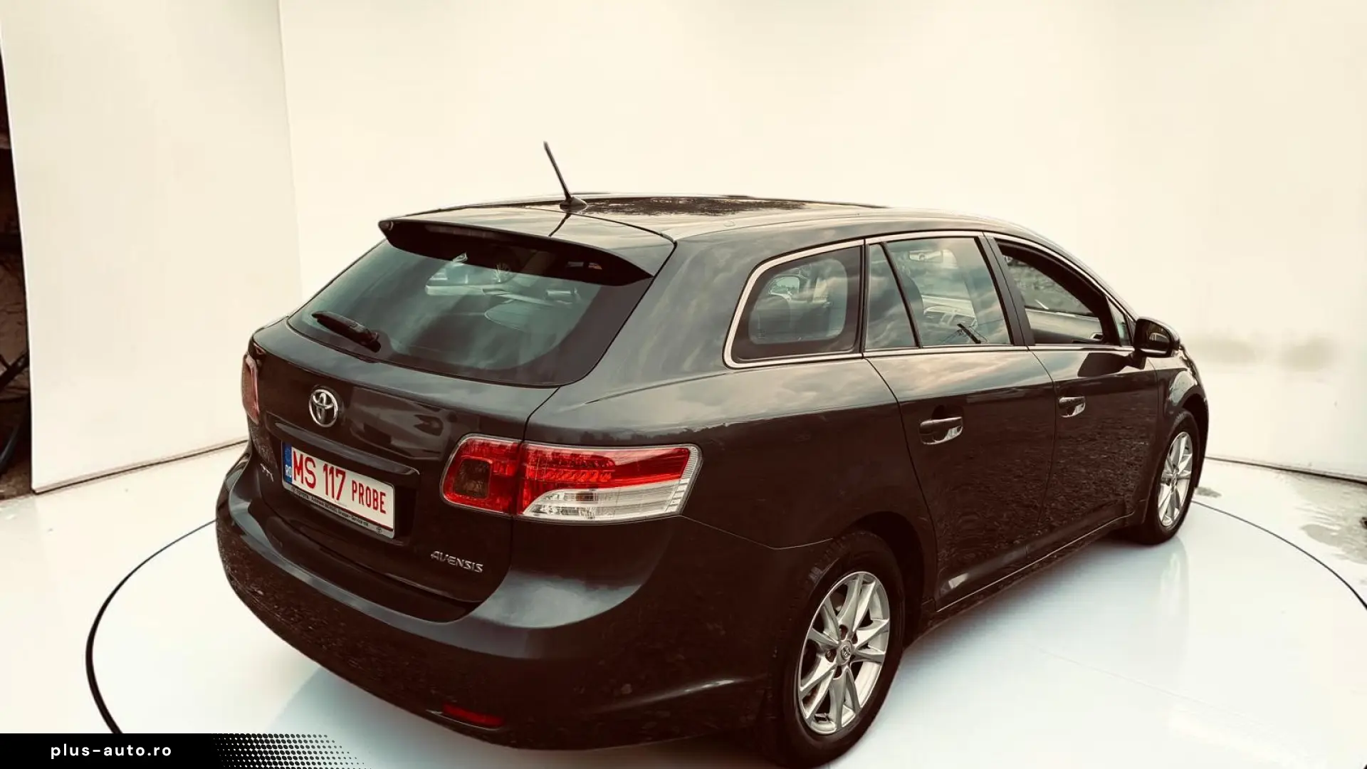 Toyota Avensis Kombi 1.6 MPI