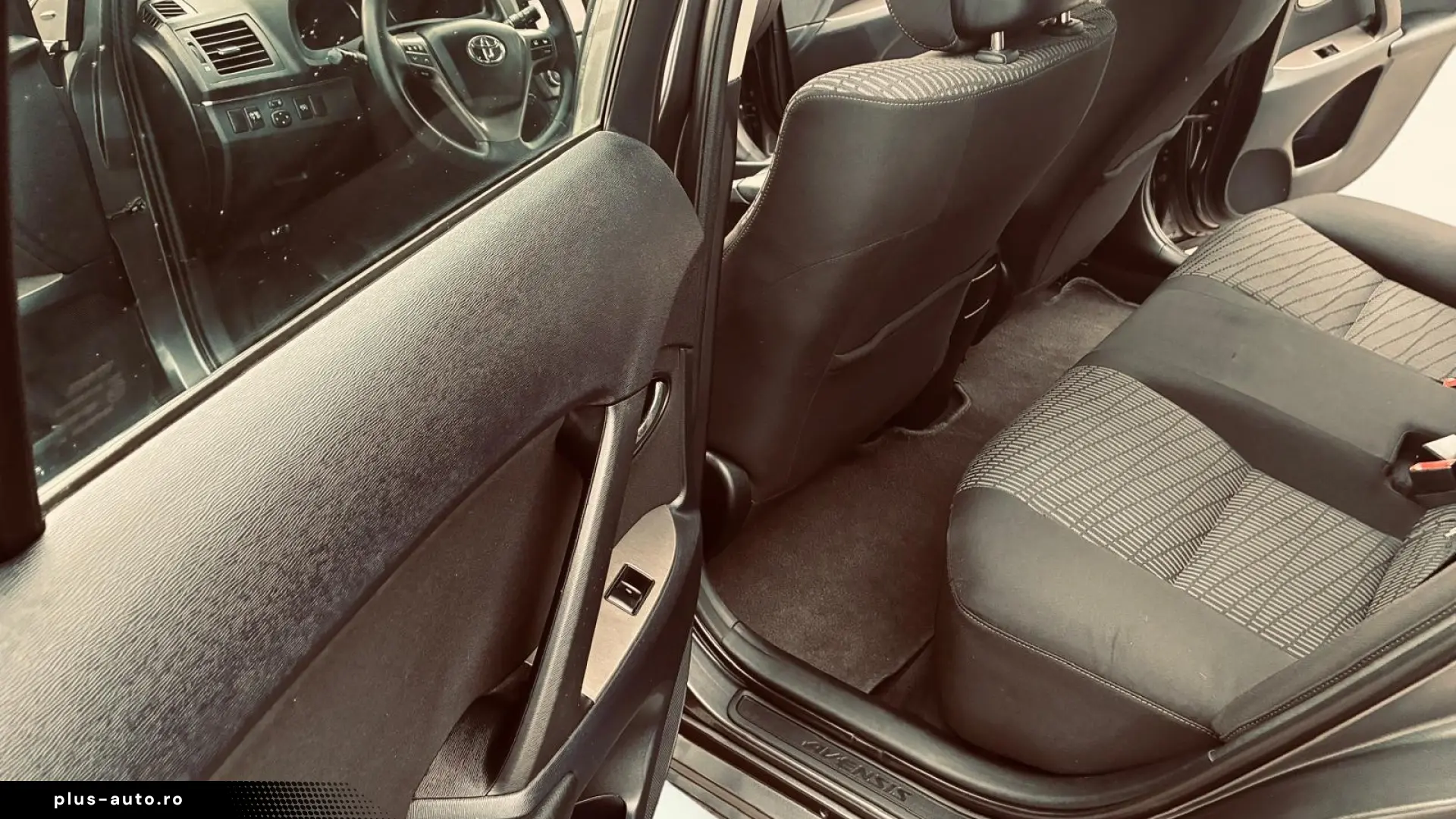 Toyota Avensis Kombi 1.6 MPI