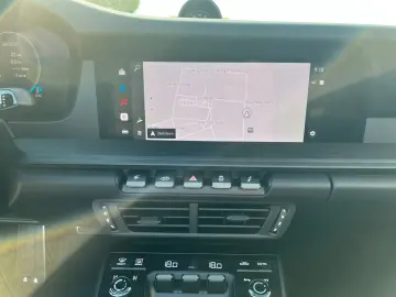 Porsche  Carrera 4 GTS T-Hybrid Cabrio