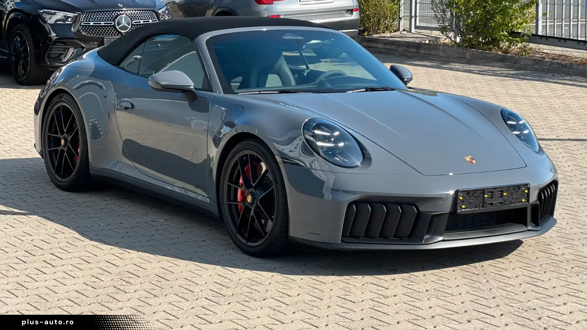 Porsche  Carrera 4 GTS T-Hybrid Cabrio