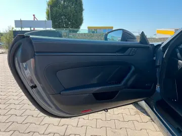 Porsche  Carrera 4 GTS T-Hybrid Cabrio