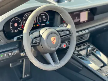 Porsche  Carrera 4 GTS T-Hybrid Cabrio