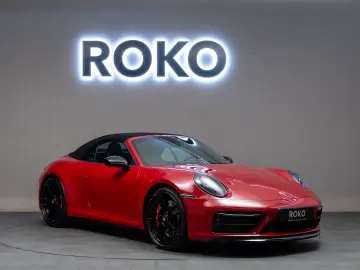 PORSCHE 992 Carrera 4 GTS BOSE 18-Wege 360 AllradLenk.