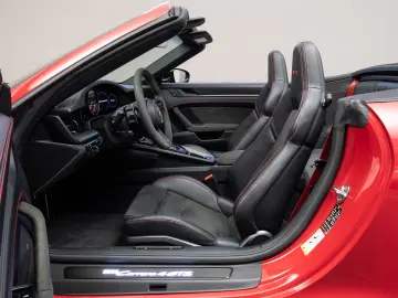 PORSCHE 992 Carrera 4 GTS BOSE 18-Wege 360 AllradLenk.