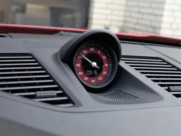 PORSCHE 992 Carrera 4 GTS BOSE 18-Wege 360 AllradLenk.