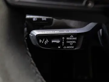 PORSCHE 992 Carrera 4 GTS BOSE 18-Wege 360 AllradLenk.