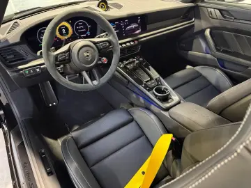 Porsche 911 Turbo S NEWMODEL