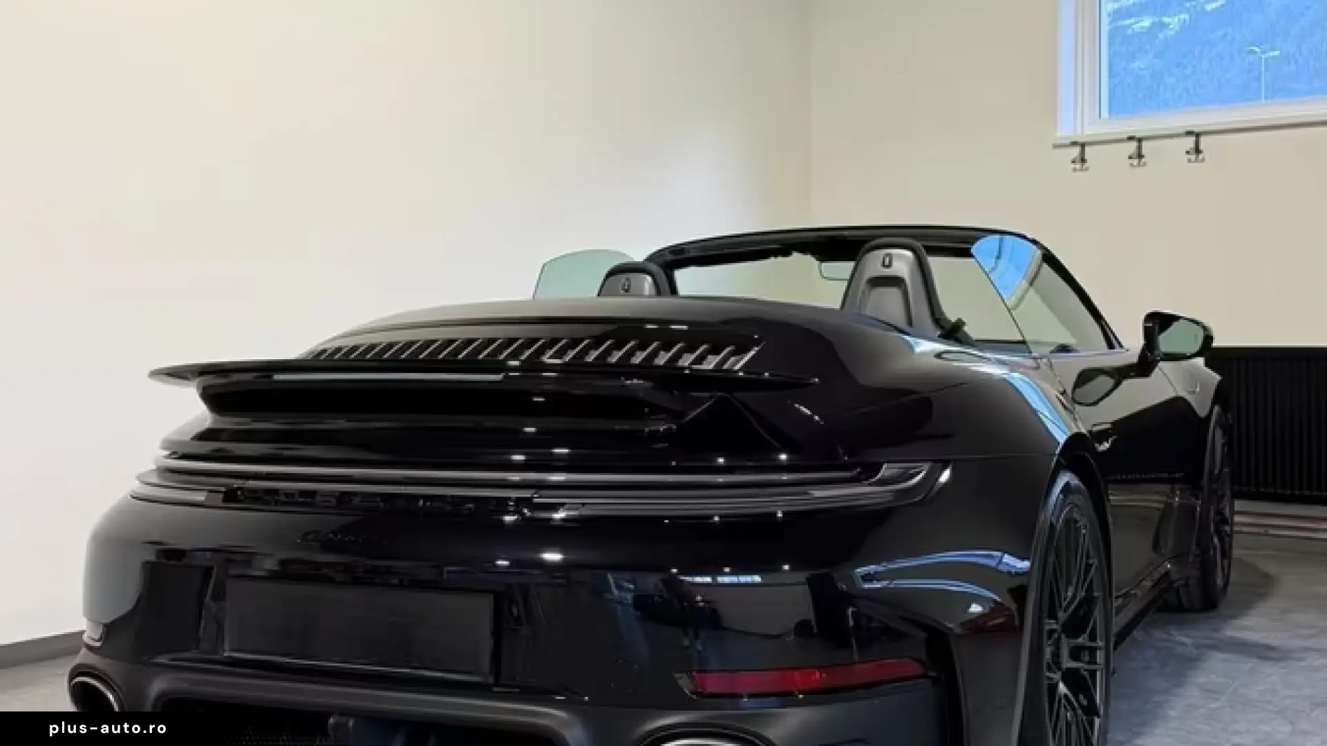 Porsche 911 Turbo S NEWMODEL