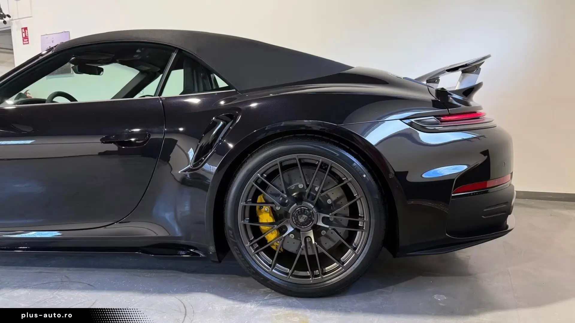 Porsche 911 Turbo S NEWMODEL