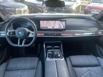 BMW i7 xDrive60 M Sport    Leasing ab 789 00 € brutt