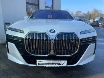 BMW i7 xDrive60 M Sport    Leasing ab 789 00 € brutt