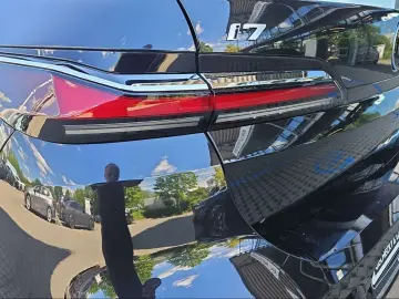 BMW i7 xDrive60 Limousine M Sport Massage Kamera