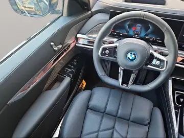 BMW i7 xDrive60 Limousine M Sport Massage Kamera