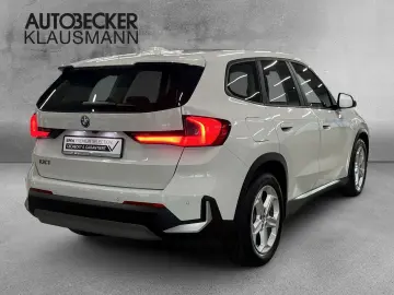 BMW iX1 xDrive30 AUTOMATIK 18''LC PROF HuD…