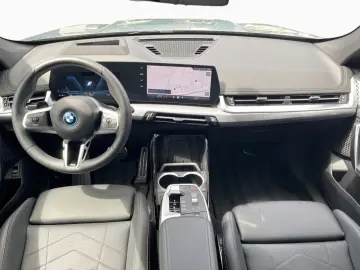 BMW iX1 xDr 30 M Sport LC-Prof HUD H K 360 St