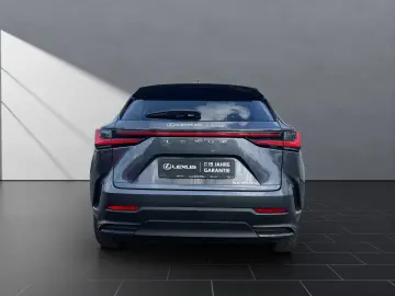 Lexus NX450h Executive Pano