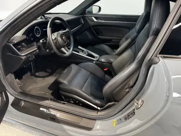 PORSCHE 992 Turbo S Coupé