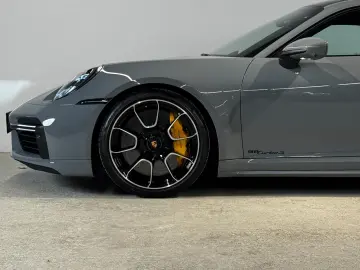 PORSCHE 992 Turbo S Coupé
