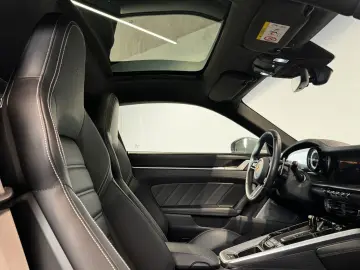 PORSCHE 992 Turbo S Coupé