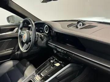 PORSCHE 992 Turbo S Coupé