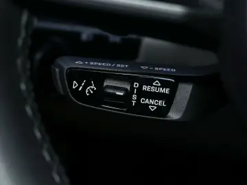 PORSCHE 992 911 Carrera 4 Abstandstempomat Sitzbelüftung