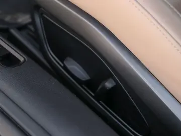 PORSCHE 992 911 Carrera 4 Abstandstempomat Sitzbelüftung
