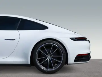 PORSCHE 992 911 Carrera 4 Abstandstempomat Sitzbelüftung