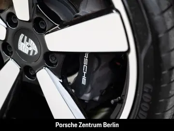 PORSCHE 992 911 Carrera Cabrio Sportabgas BOSE LED-Matri