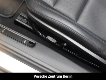 PORSCHE 992 911 Carrera Cabrio Sportabgas BOSE LED-Matri