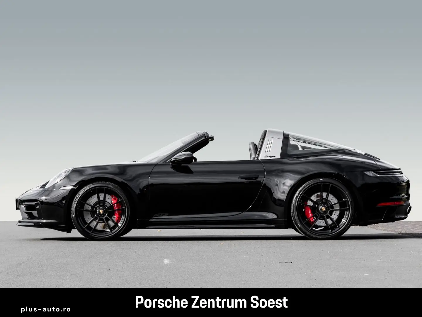 PORSCHE 992 Targa 4 GTS PDCC Sport-Chrono Burmester