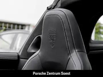 PORSCHE 992 Targa 4 GTS PDCC Sport-Chrono Burmester