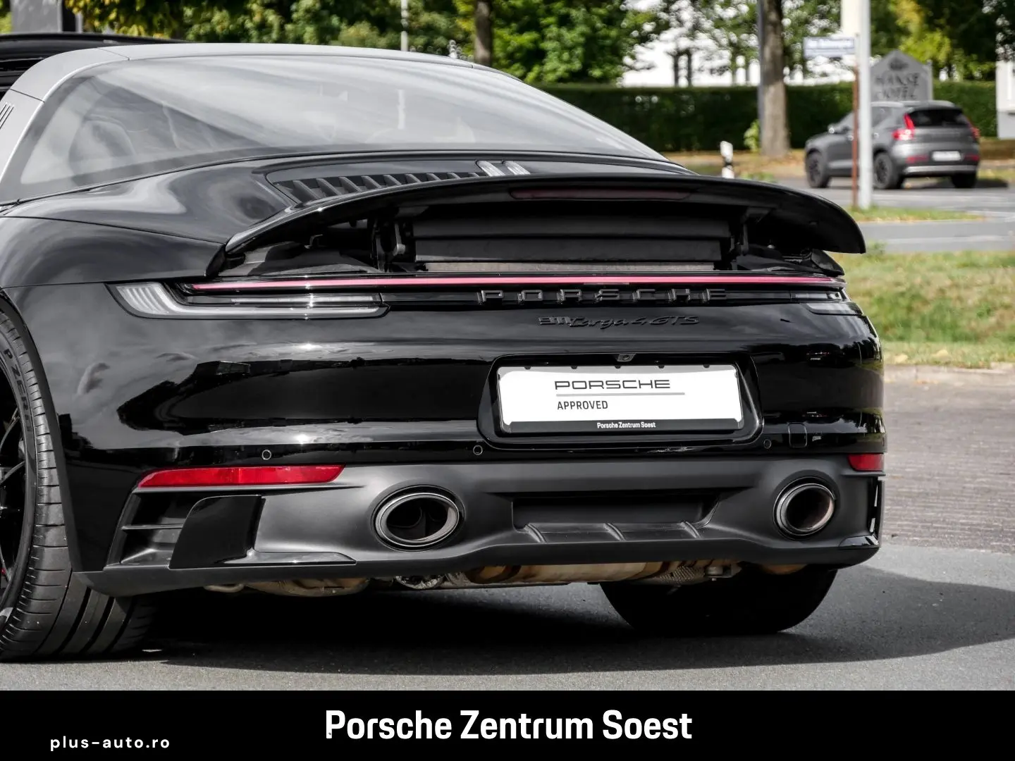 PORSCHE 992 Targa 4 GTS PDCC Sport-Chrono Burmester