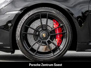 PORSCHE 992 Targa 4 GTS PDCC Sport-Chrono Burmester