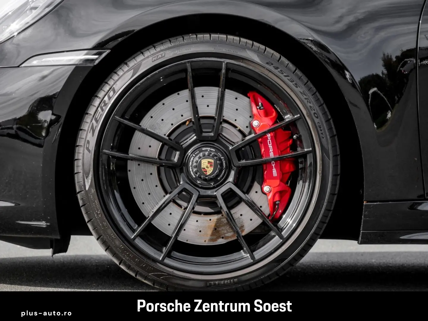 PORSCHE 992 Targa 4 GTS PDCC Sport-Chrono Burmester