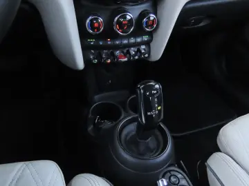 MINI Cooper Cabrio Autom. Leder Sitzheizung Kamera