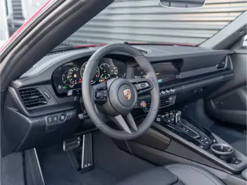 Porsche 992 Carrera 4GTS Cabriolet Lift Bose