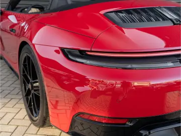 Porsche 992 Carrera 4GTS Cabriolet Lift Bose