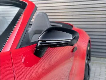Porsche 992 Carrera 4GTS Cabriolet Lift Bose