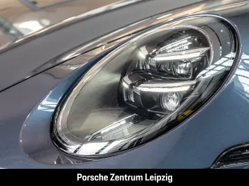 Porsche 992 Targa 4S Yachtingblau Burmester Lift