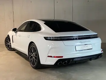 PORSCHE Panamera GTS   Burmester   Hinterachslenkung