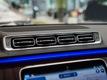 MERCEDES-BENZ S 680 MAYBACH Zweifarbenlackierung verdesilber