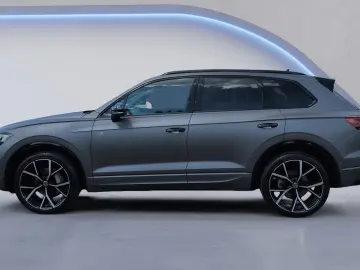 VW Touareg R-Line V6 TDI