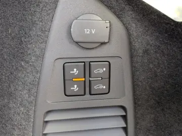 VW Touareg R-Line V6 TDI
