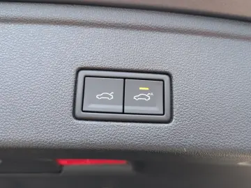 VW Touareg R-Line V6 TDI