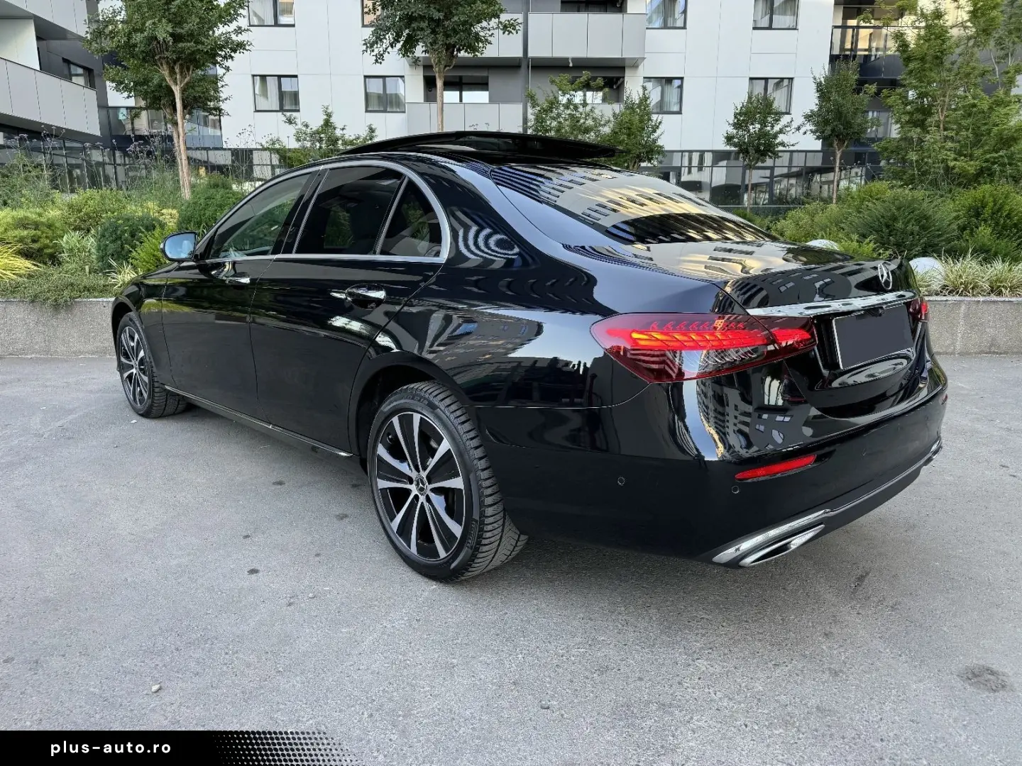 MERCEDES-BENZ E-Class 2021 — imagine 4